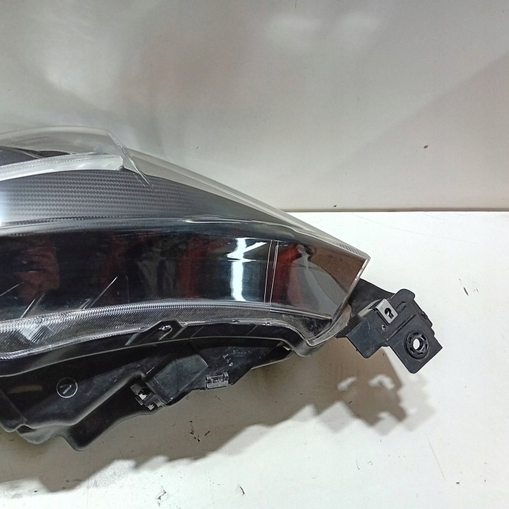MAZDA 2 DJ PHARE COMPLET LED GAUCHE EUROPE AVANT GAUCHE
