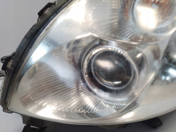 PHARE AVANT GAUCHE AVANT TOYOTA AURIS I EUROPE