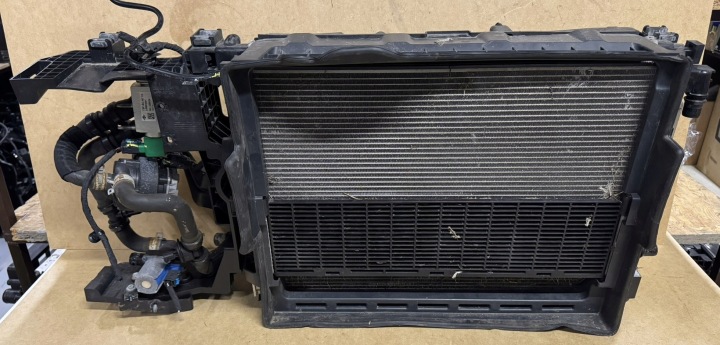RENAULT CAPTUR II 1.6 HYBRIDE RADIATEURS VENTILATEUR 214104822R 214814276R