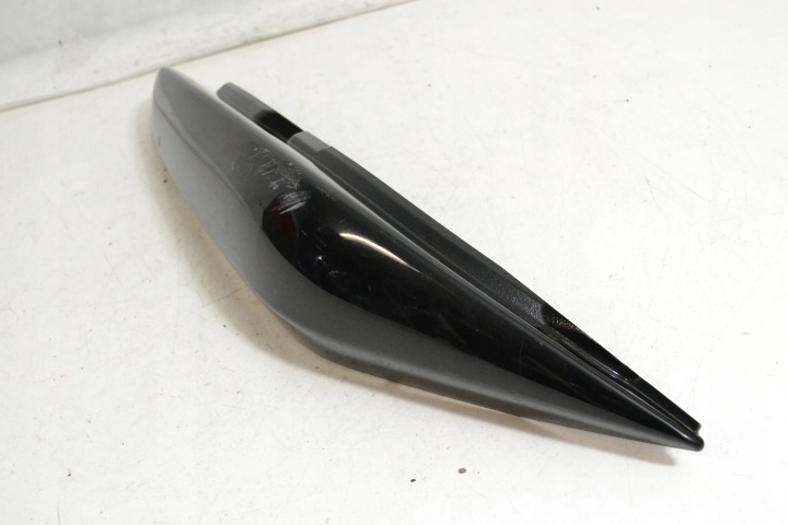 COLLECTEUR CÔTÉ DÉFLECTEUR D'AIR QUEUE PLASTIQUE KAWASAKI ER 650