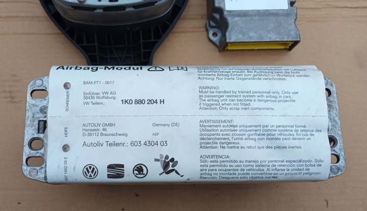 COUSSINS AÉRIEN JEU VW GOLF V 1K0 1K0880201AB1QB