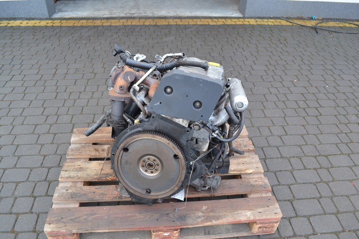 MOTOR JUEGO LAND ROVER DEFENDER 2.5 TD5 SE ARRANCA 15P 91TYS.KM! *F/V* 