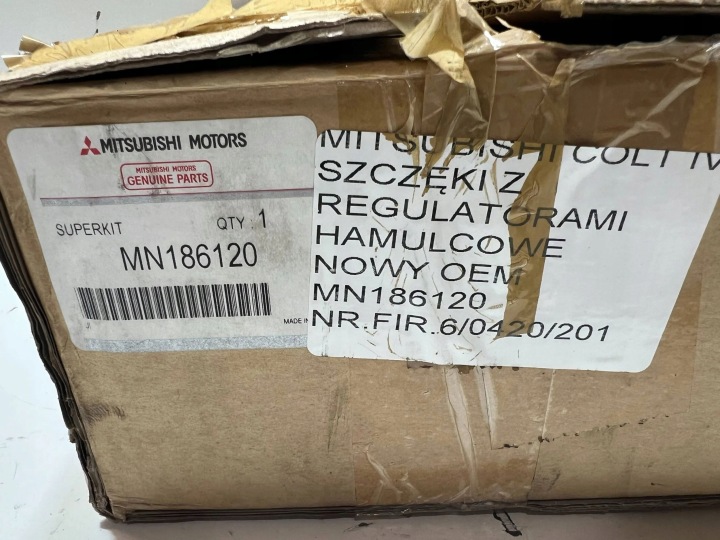 MITSUBISHI OE MN186120 PLAQUETTES FREIN