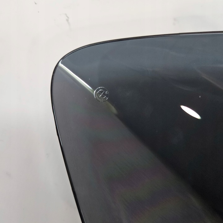 PARE-BRISE TEINTÉ BMW NR 77331686589