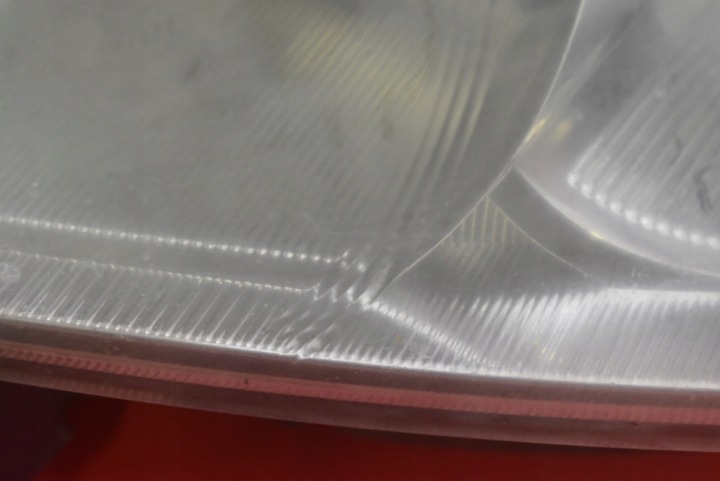 PROJECTEUR GAUCHE PHARE AVANT XÉNON EUROPE P4998 MAZDA 5 CR 05-08