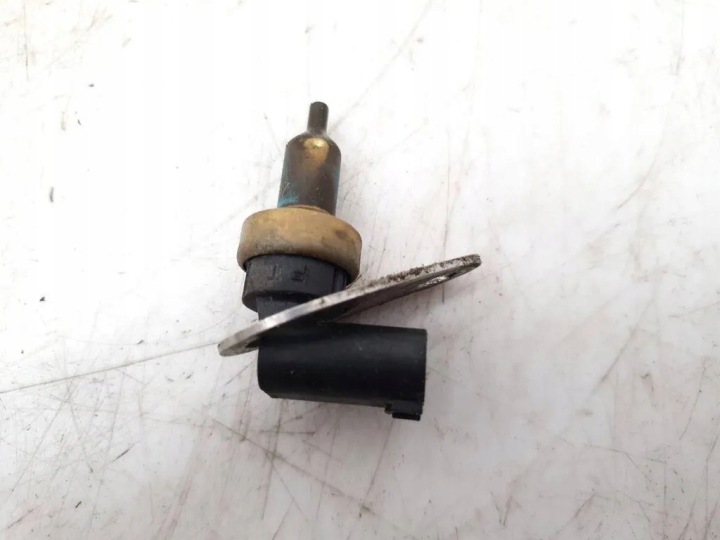 CAPTEUR TEMPÉRATURE LIQUIDE REFROIDISSEMENT MERCEDES-BENZ C (W205) A0999053700