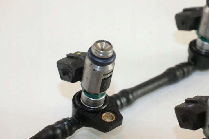 APRILIA RSV4 1000 INJECTEUR INJECTEURS