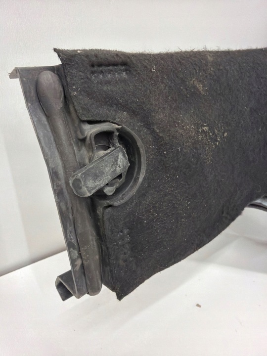 PASSAGE DE ROUE AVANT DROIT BMW E81 E87 74850610 7059375