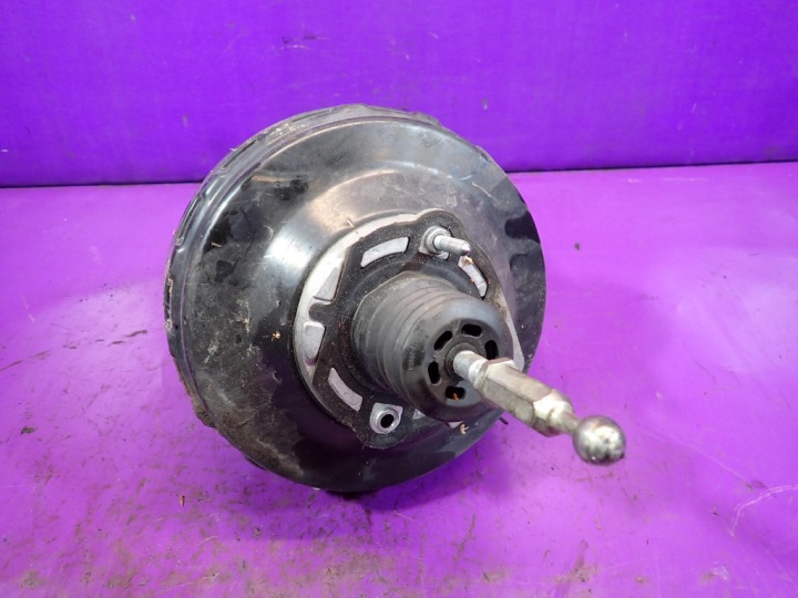 AUDI A4 B7 04-08 2.0 TDI POMPE DE FREIN SERVO 8E0612105AG