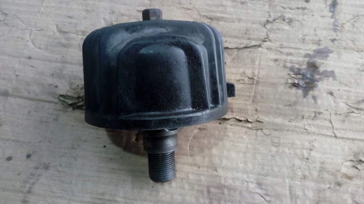 SUPPORT FILTRE HUILES YAMAHA XJ 900 600 750 OBUDOW