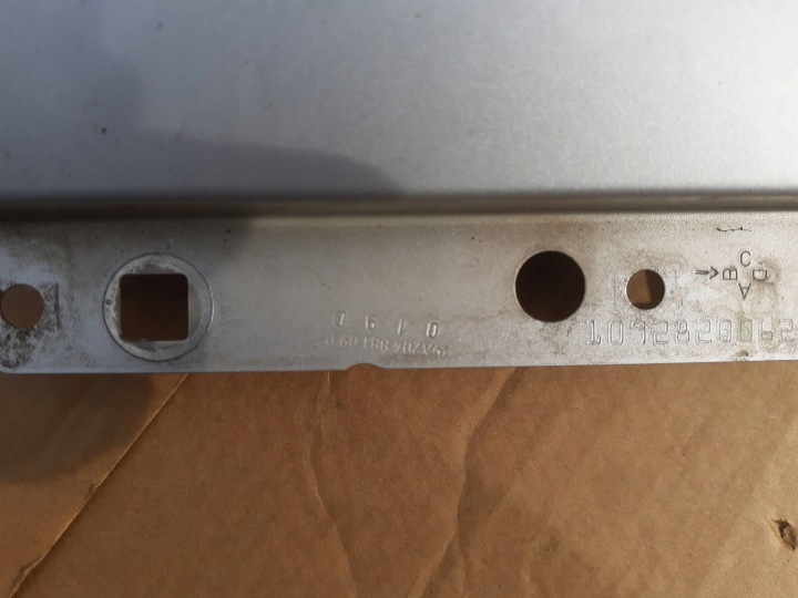 MERCEDES C W204 775 GAUCHE AVANT AILE A2048801318