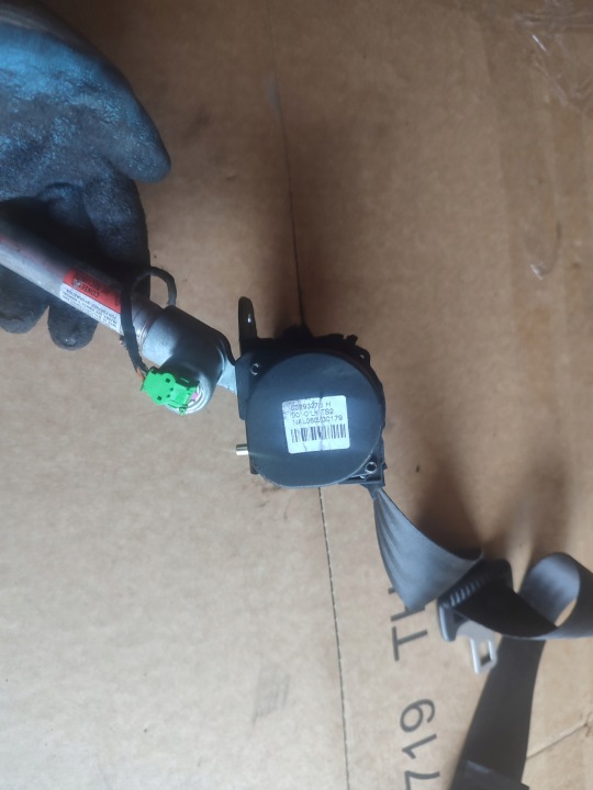CEINTURE DE SÉCURITÉ GAUCHE ARRIÈRE VOLVO V50 30661796