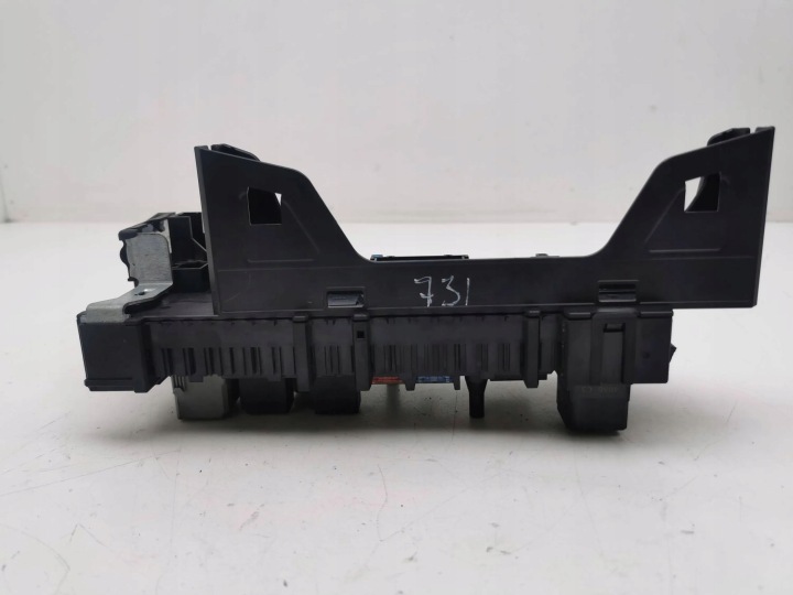 MERCEDES-BENZ CLS C218 X218 2014 BOÎTES FUSIBLES