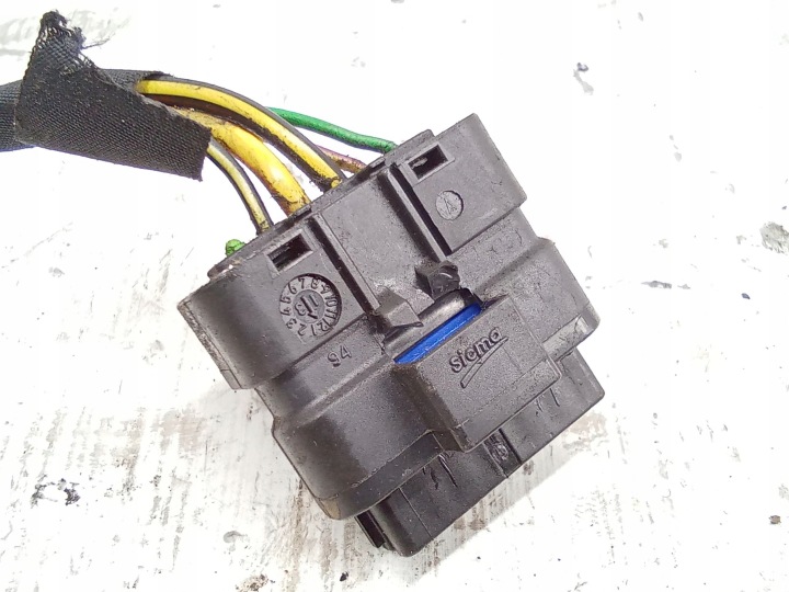 VOLVO V70 2013 POMPE CARBURANTS DANS ZBIORNIKU