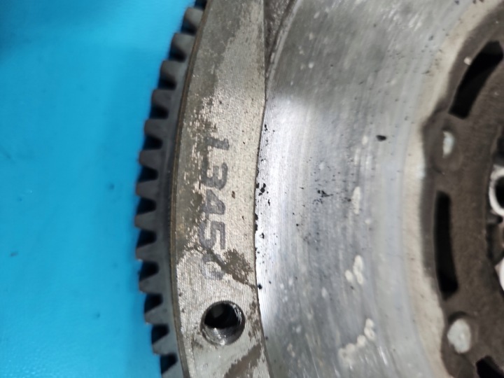 BI-MASSE VOLANT BIMASSE JEU TOYOTA RAV4 IV 13450-0R030 2.0 D4D 124KM