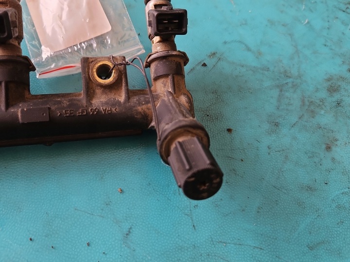 4X INJECTEUR FIAT SEICENTO IWP095 1.1 MPI