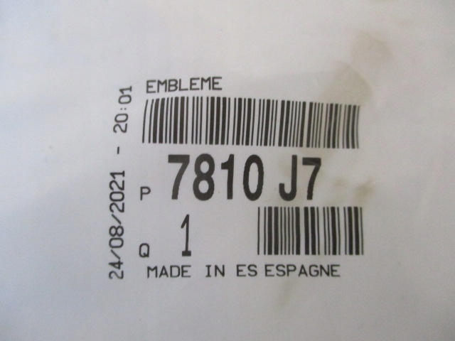 PEUGEOT 307 HATCHBACK EMBLEMA INSIGNIA DE TAPA TRASERA NUEVO 7810J7 