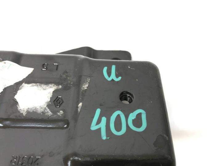 RENAULT ARKANA SUPPORT FIXATION GARDE-BOUE GAUCHE 663514031R