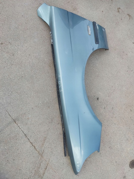 AILE GAUCHE CÔTÉ BMW 5 E39