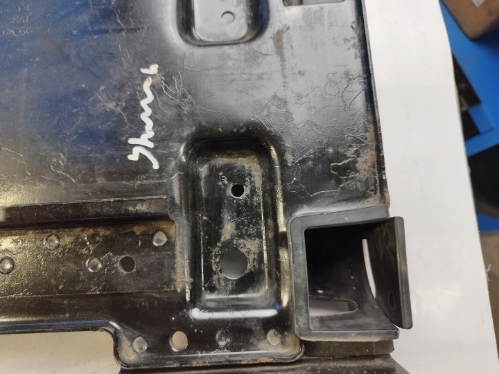 VW SHARAN GALAXY ALHAMBRA SUPPORT BATTERIE 7M3804841B