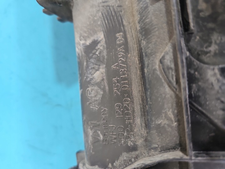 VOLANT ADMISSION AIR VW GOLF VII 1.2 TSI 5Q0129254A