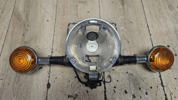 YAMAHA VIRAGO XV 535 PHARE PROJECTEUR AVANT CHÂSSIS CLIGNOTANT