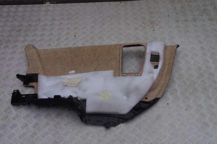 COLLECTEUR COUVERCLES DE COFFRE DROIT PORSCHE CAYENNE II LIFT 7P 7P5 14-17 7P5867038BK DK4