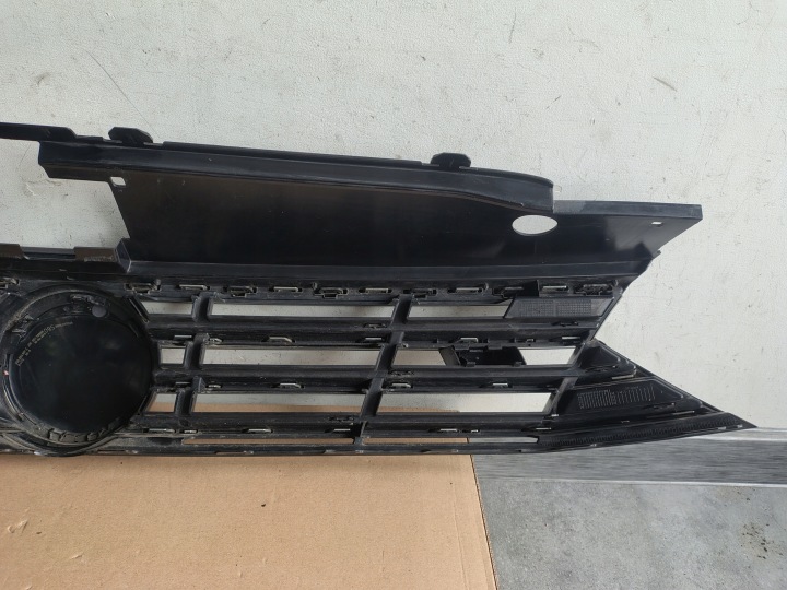 GRILLE VW PASSAT B8 R-LINE LIFT CALANDRE 3G0853653E