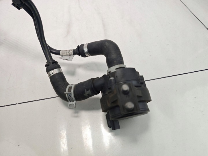 RENAULT MEGANE IV 4 POMPE CIRCULATION EAU 144B06803R