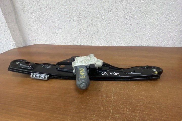 ÉLÉVATEUR VITRES ARRIÈRE GAUCHES PORTES MERCEDES-BENZ E (W211) A2117300146