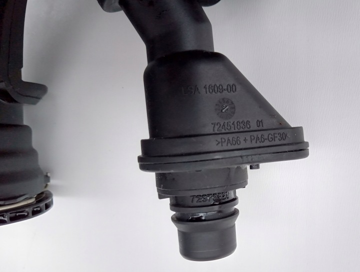 2020 BMW X5 G05 TUYAU ADMISSION TURBINES 8689759