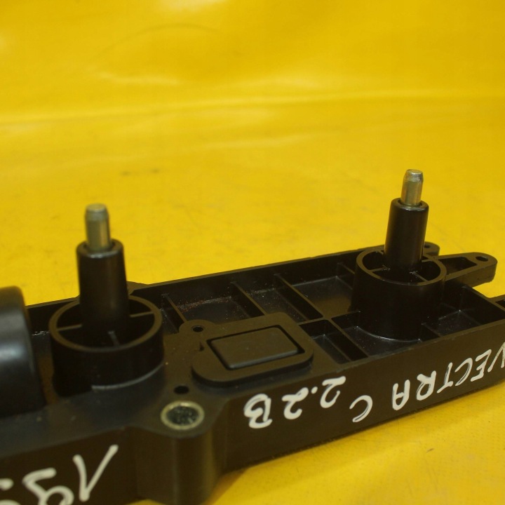 BOBINE ALLUMAGE OPEL VECTRA C 12567686 2.2 B 16V Z22SE ASTRA SAAB