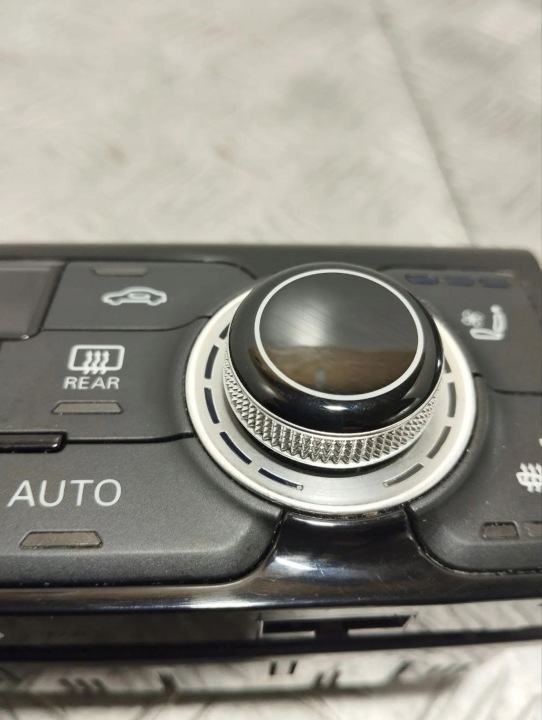 AUDI A8 S8 D4 4H 2012 PANNEAU CLIMATISATION 4H0820043L