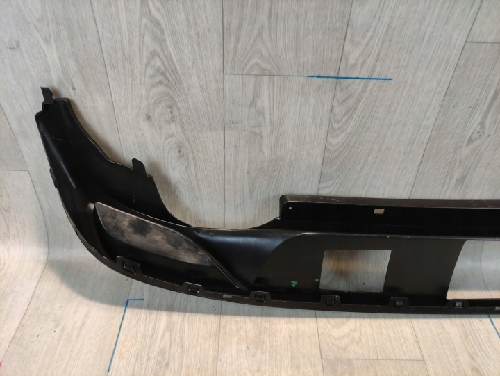 VW GOLF VIII 8 UNIVERSEL DOUBLURE PARE-CHOCS ARRIÈRE 5H9807568