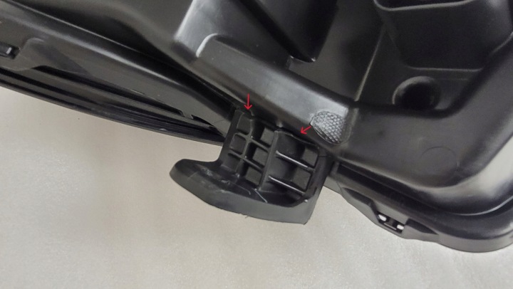 PHARE GAUCHE AVANT TOYOTA AYGO X 2022- COMPLET LED KOITO OH-33