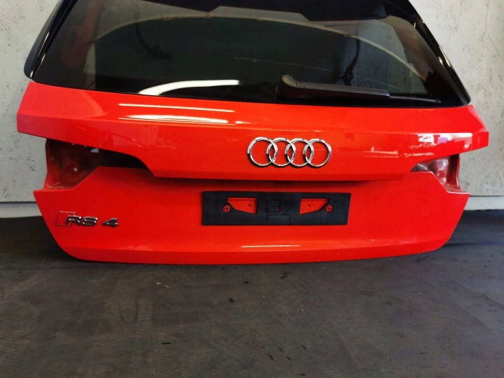 COUVERCLES DE COFFRE COUVERCLES DE COFFRE AUDI RS4 B9