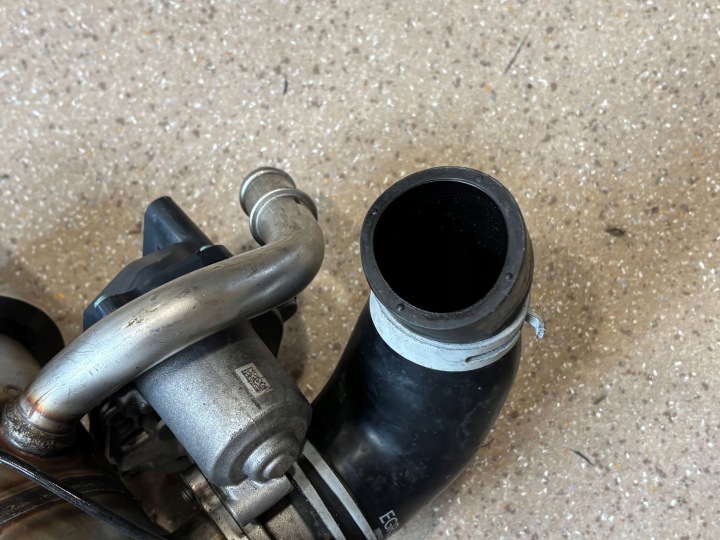RADIATEUR EGR AUDI A3 S3 8V 04L131512BJ
