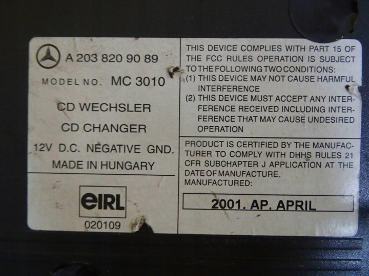 CHANGEUR DISQUES CD MERCEDES W203 A2038209089 NR60