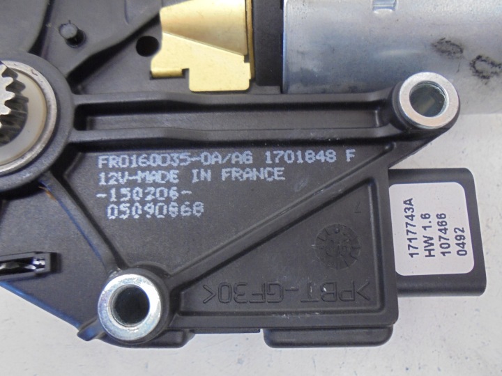 PETIT MOTEUR MÉCANISME COUVERCLES DE COFFRE 1716533A VOLVO C70 II