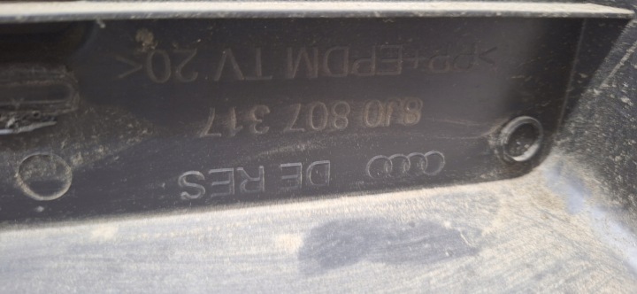 AUDI TT 8J0 PARE-CHOCS ARRIÈRE ARRIÈRE 8J0807317