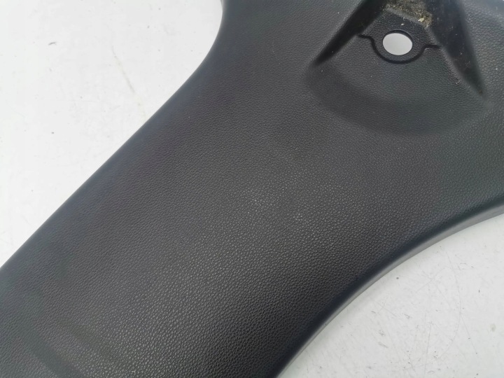 TOYOTA RAV 4 (XA50) 2020 DROITE CÔTÉ REVÊTEMENT SUPPORTS