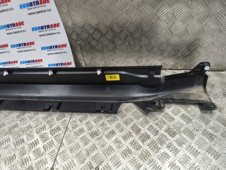 BMW G09 XM MOULURE SEUIL GAUCHE 9450909