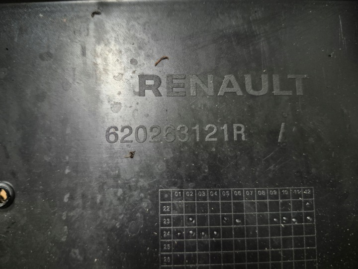 RENAULT SCENIC 5 V PARE-CHOCS AVANT AVANT