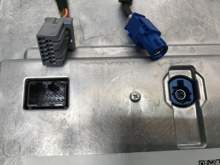 VOLVO XC40 2022 MONITEUR MONITEUR NAVIGATION 32316630AA