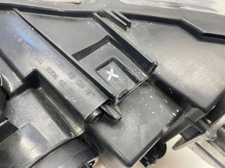 SEAT ATECA PHARE DROITE DROIT AVANT AVANT LED 576941008F