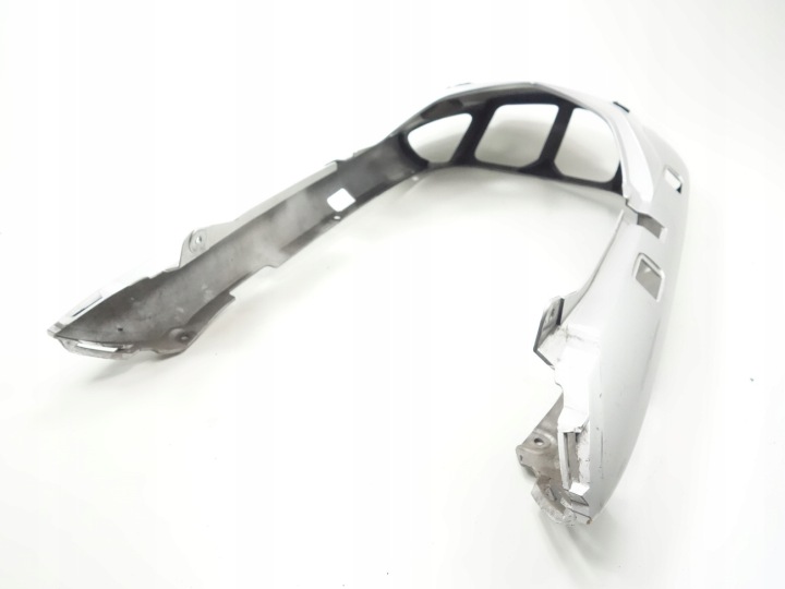 QUEUE ARRIÈRE PLASTIQUE SOUS SIÈGE YAMAHA FJR 1300 01-05 RP08 RP11