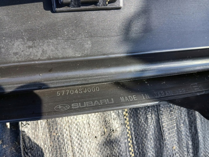 SUBARU FORESTER V 18- PARE-CHOCS AVANT AVANT SOUS RONDELLES ORIGINAL