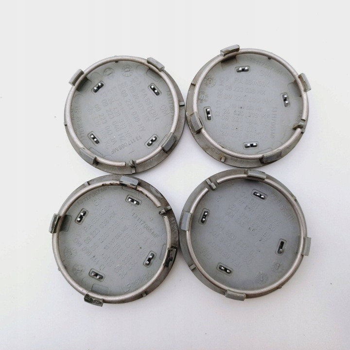 COUVERCLE BOUCHONS VERS JANTES R15 OPEL CORSA C 09223038HX 13117066MG NR53