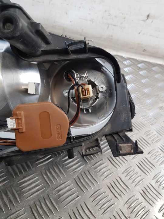PHARE GAUCHE AVANT 3M5113006AH FORD C-MAX I 05R- EUROPE