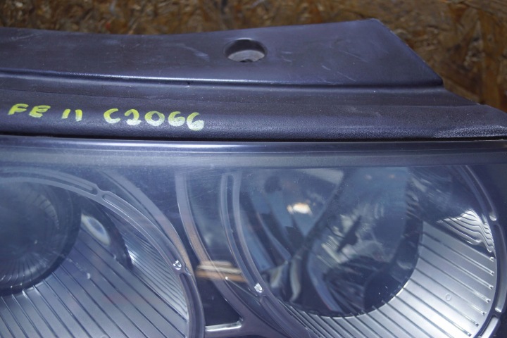 HYUNDAI SANTA FE II PHARE DROIT AVANT UK (C2066)